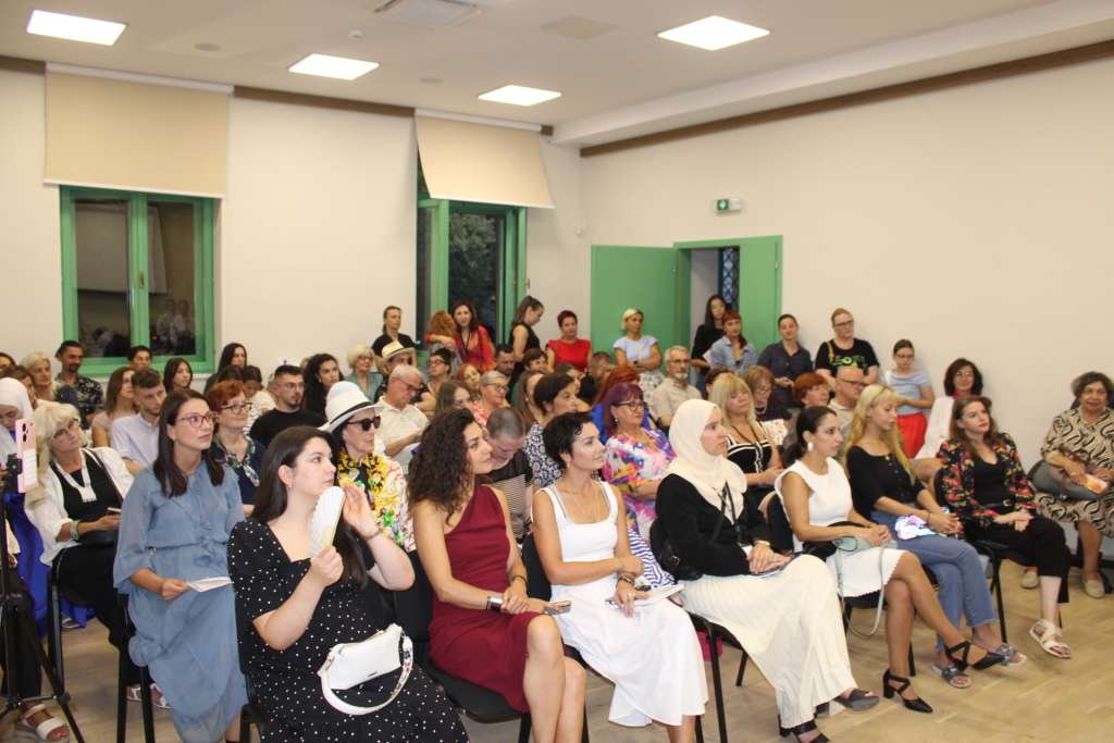 Zatvoren treći Međunarodni književni festival "Žena s knjigom"