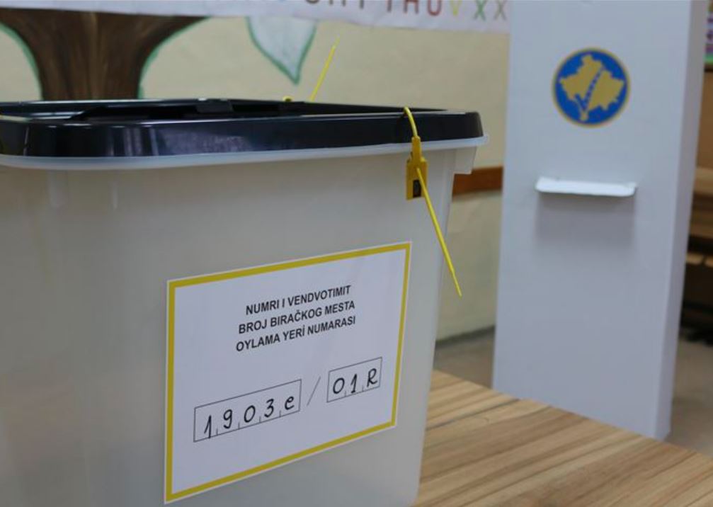 Zatvorena biračka mjesta na Kosovu: Do 17 sati glasalo 27,26 posto birača