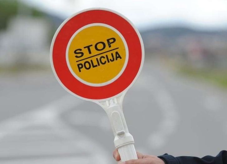 Zatvorena magistralna cesta Tuzla-Bijeljina zbog oštećenja