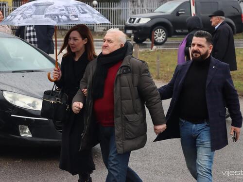 Zaustaviti selektivnu pravdu, inače ćemo se ispričavati onima koji su nas ubijali!