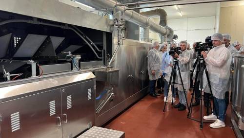 Zavirite u pogone bh. kompanije AS koja pravi najslađe Napolitanke