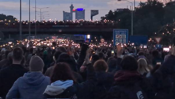 Završen protest u Beogradu, novi u petak: Vučiću odlazi!