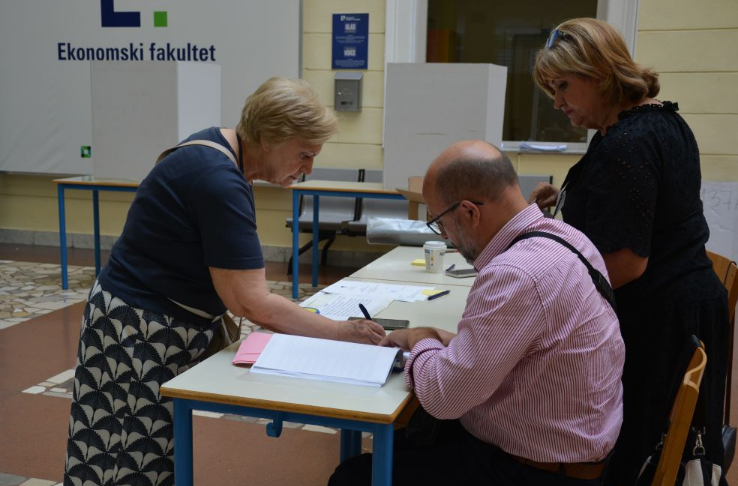 Završen referendum u Starom Gradu: Uskoro objava rezultata