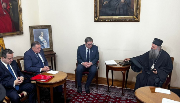 Završen sastanak patrijarha sa Vučićem i Dodikom