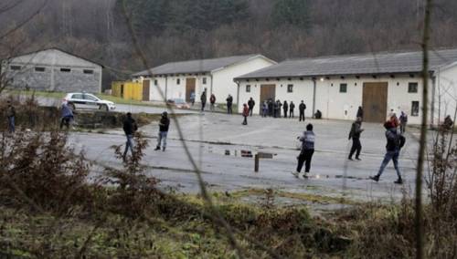 Epilog masovne tuče u Blažuju: Povrijeđeno 14 migranata