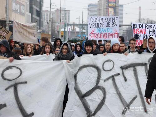 Završeni protesti u Sarajevu, sutra novi: Šta se danas dešavalo