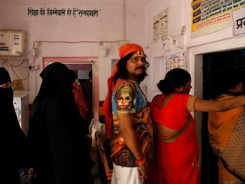 Završni krug indijskih izbora: Birači izlaze uprkos toplinskim valovima