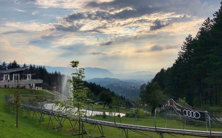 Zbog dojave o bombi evakuisan "Sunnyland" na Trebeviću