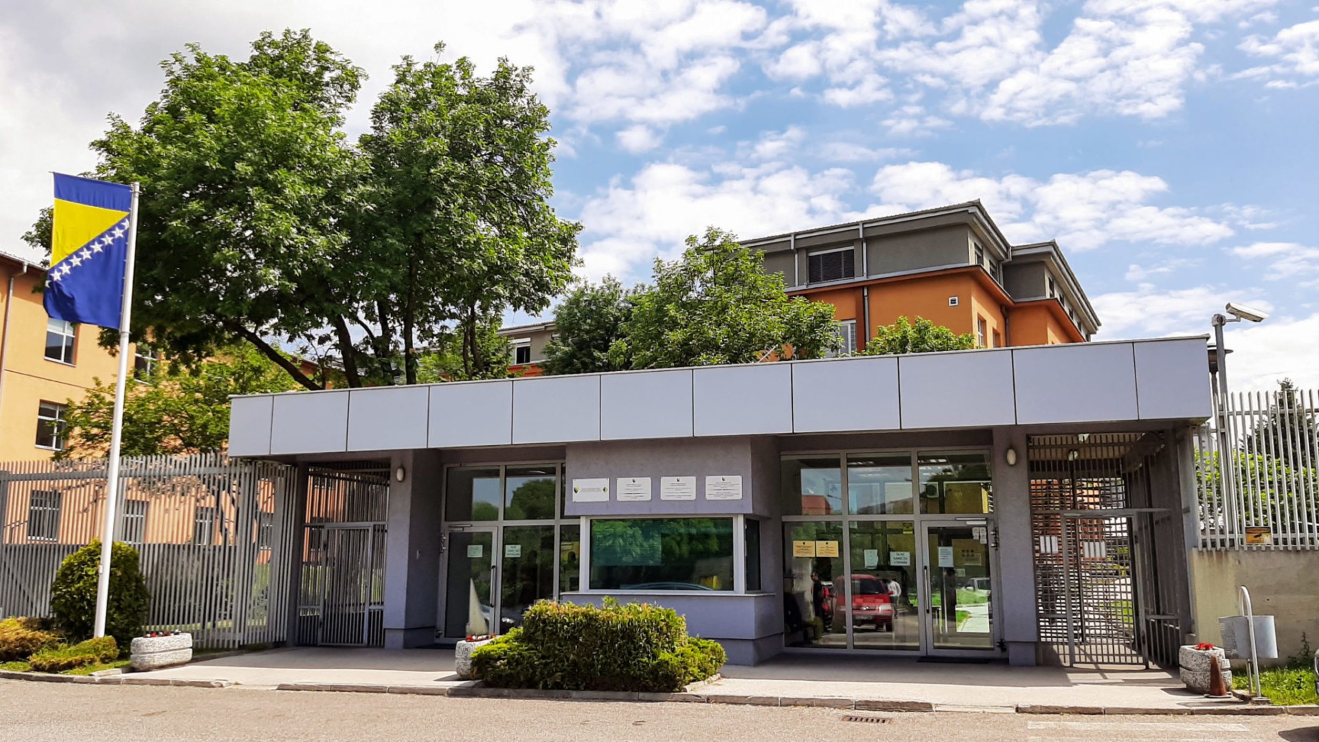 Zbog Inzkove odluke odgođeno suđenje za zločine u Vlasenici