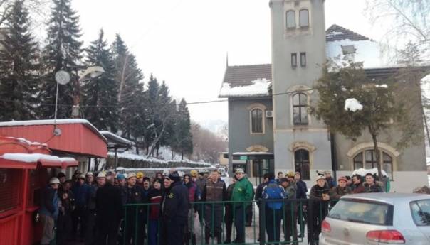 Zbog kašnjenja isplata rudari "Raspotočja" odbili sići u jamu