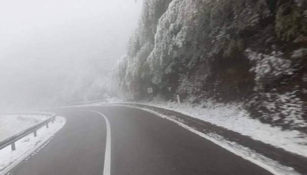 Zbog klizišta usporen saobraćaj na putu Foča - Goražde