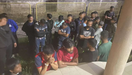 Zbog krijumčarenja 117 ilegalnih migranata uhapšeno 11 muškaraca, među nijima i vozač iz BiH