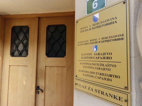 Zbog krivičnog djela bludne radnje podignute 33 optužnice, na štetu maloljetnika 25