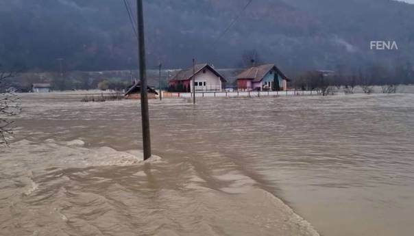 Zbog poplava proglašena vanredna situacija u Novom Pazaru