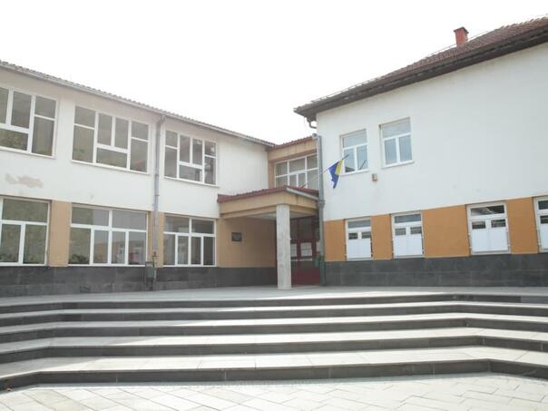 Zbog prijetnji bombama: Nastava prekinuta u Jablanici, Konjicu i Mostaru