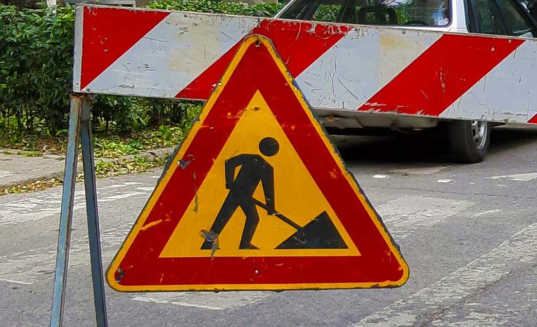 Zbog radova na cestama usporen saobraćaj na više dionica