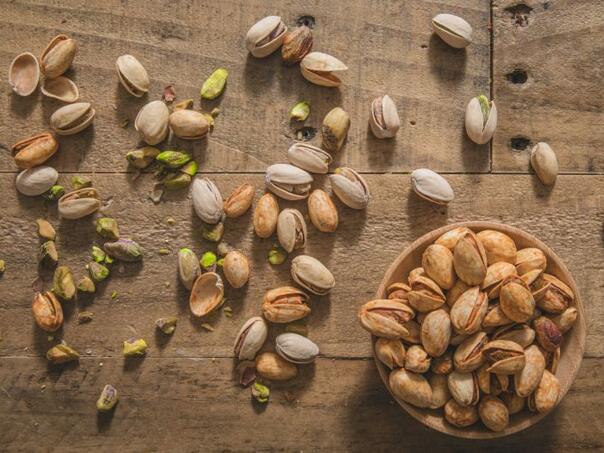 Zbog rata u Iranu cijena omiljene grickalice "leti u nebo"