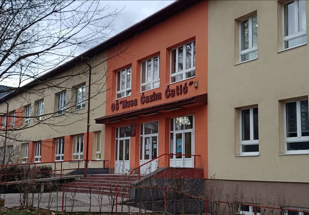 Zbog sigurnosti učenika i zaposlenika sve škole u ZDK-u moraju biti zaključane tokom nastave