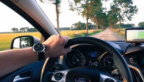 Zbog visokih temperatura savjetuje se oprez i pravljenje pauza u vožnji