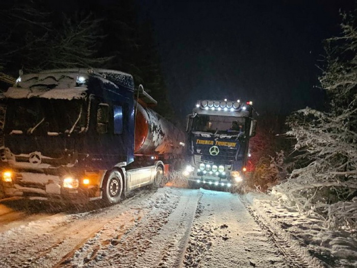 Zbog vremenskih uslova zabranjen saobraćaj za teretna vozila preko Romanije