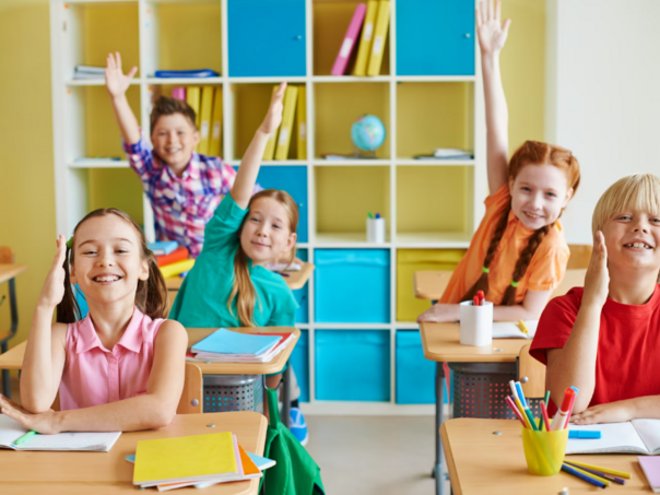 Zbog zabrane mobitela u finskim školama se opet druži i priča