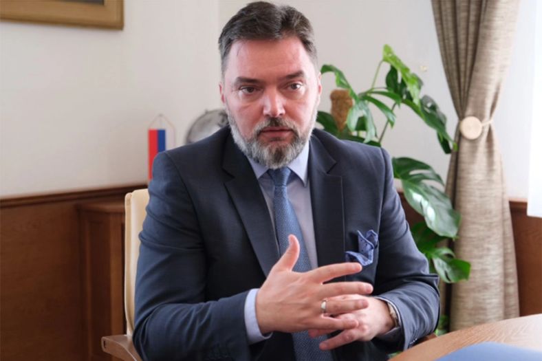 Zbog zdravstvenih problema Košarac zatražio medicinsku pomoć