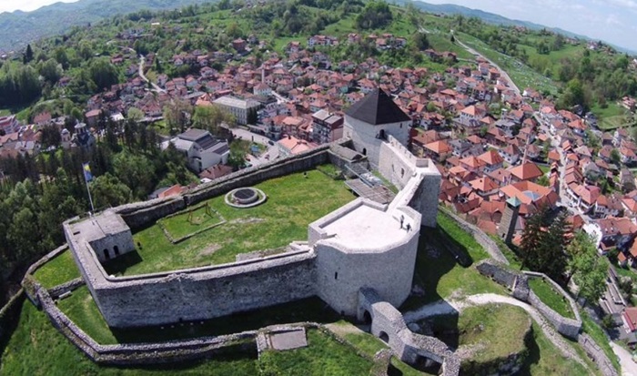 ZDK: Broj zaraženih narastao na 243, tri od četiri novozaražena iz Tešnja