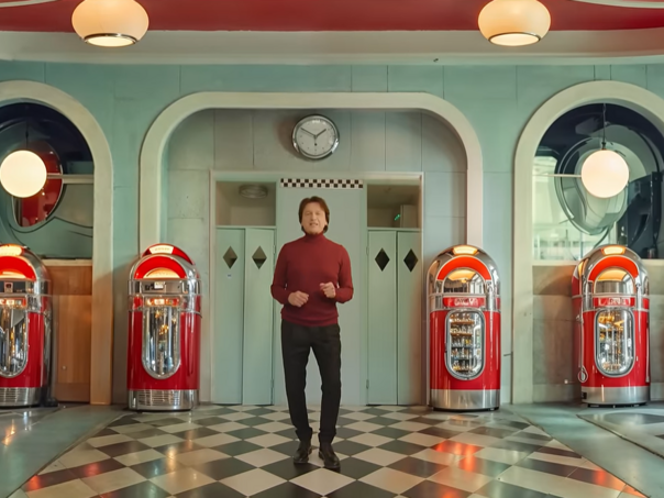 Zdravko Čolić objavio novu pjesmu koju mu je napisao Čarobnjak