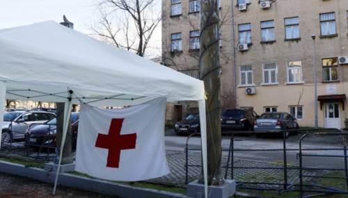 Zdravstveni radnici proveli noć u šatoru, nema pomaka u pregovorima