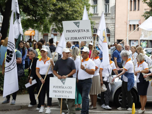 Zdravstveni radnici u KS idu u generalni štrajk