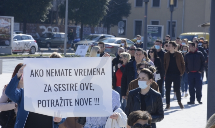 Medicinarima u HNK zabranjen protest, ali mogu šetati