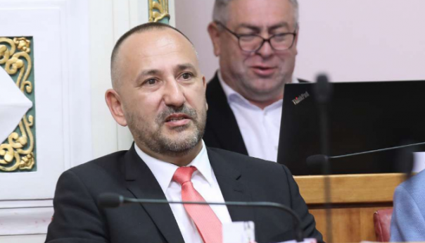 Zekanović: Mostova inicijativa o Komšiću je licemjerje