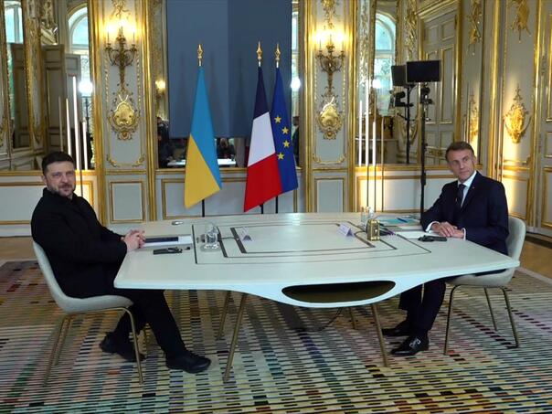 Zelenski doputovao u Pariz na sastanak sa Macronom