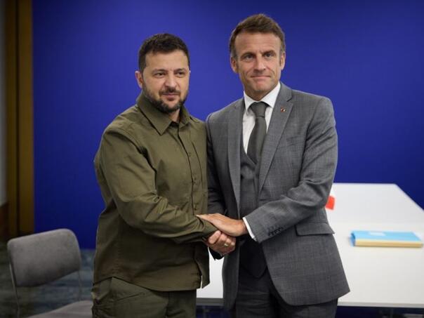 Zelenski i Macron razmatraju odgovor nakon ruskih napada