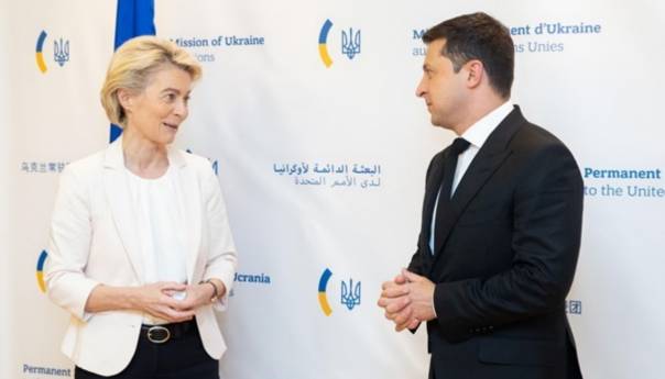 Zelenski i Von der Leyen o humanitarnim koridorima