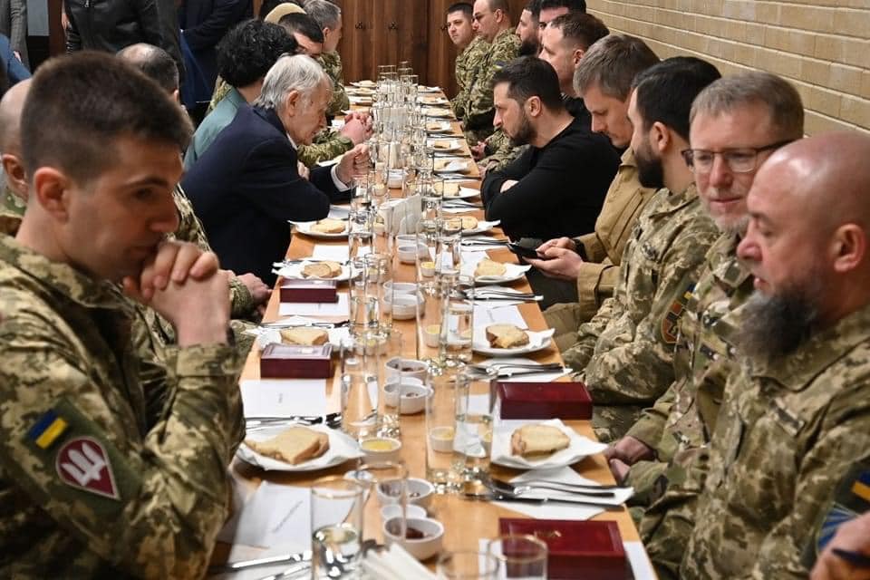 Zelenski iftario sa muslimanima u redovima ukrajinskih snaga