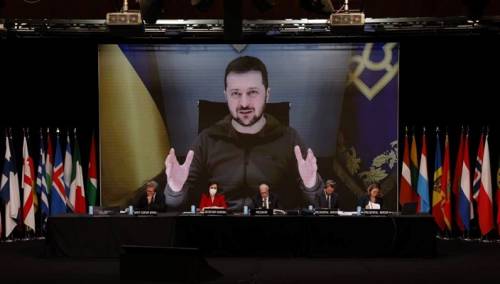 Zelenski moli Zapad: Trebaju nam protuzračna obrana, tenkovi, projektili...