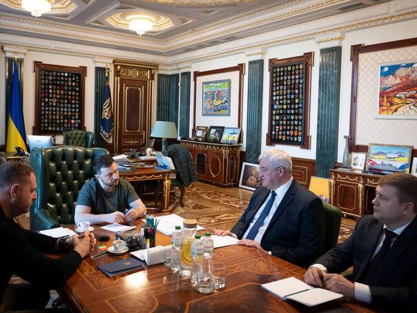 Zelenski najavio obnovu diplomatskih odnosa sa Sirijom