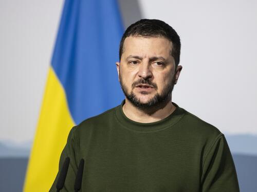 Zelenski od ukrajinskog parlamenta traži nastavak mobilizacije i vanrednog stanja