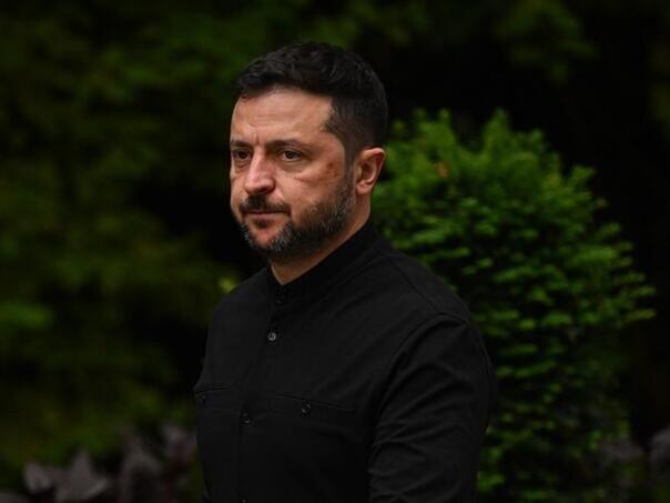 Zelenski: Rusija gomila oko 100.000 vojnika u blizini Pokrovska