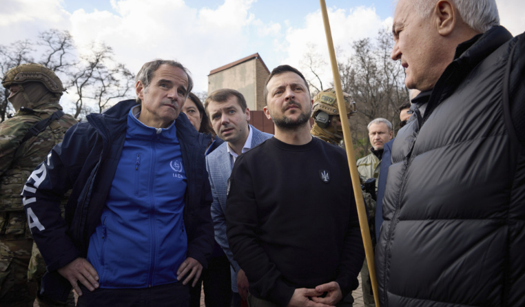 Zelenski: Rusija nuklearku  Zaporožje 'drži taocem'