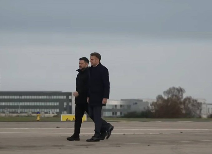 Zelenski s Macronom o isporuci oružja Ukrajini