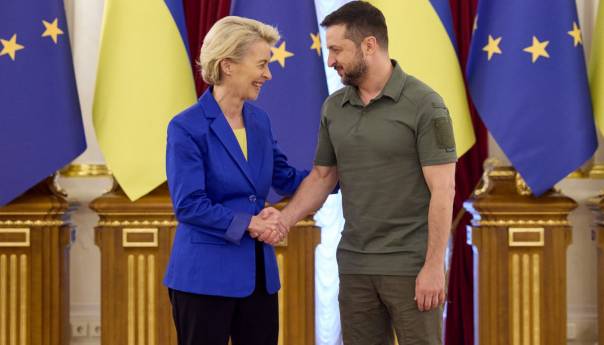 Zelenski s Von der Leyen o finansijskoj pomoći Ukrajini