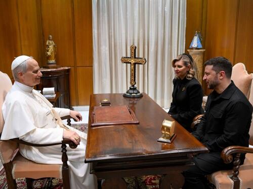 Zelenski se sastao sa novim papom u jeku ruskih napada dronovima