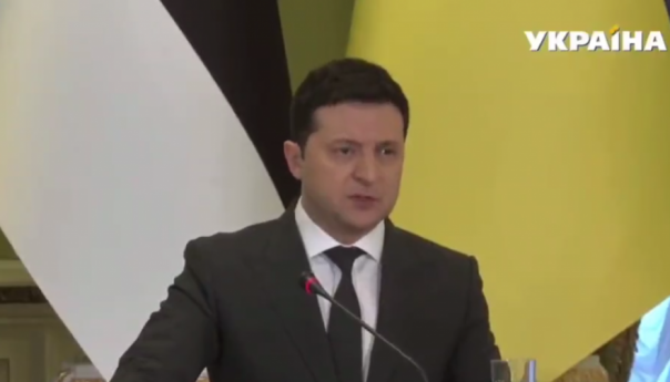 Zelenski: Svima koji su voljni da se priključe odbrani daćemo oružje