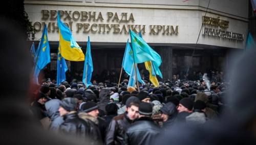 Zelenski: Vratit ćemo ukrajinsku zastavu na Krim