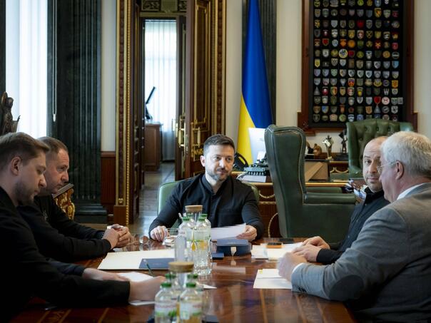 Zelenski: Vrijeme je za ozbiljne pregovore, spremni smo za susret s Putinom