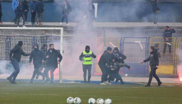 Željezničar i Sarajevo žestoko kažnjeni zbog sukoba navijača