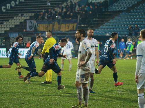 Željezničar slavio protiv Radnika u dramatičnoj utakmici