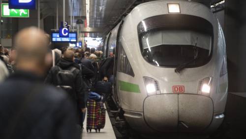 Željeznički saobraćaj u sjevernoj Njemačkoj prekinut na tri sata zbog sabotaže